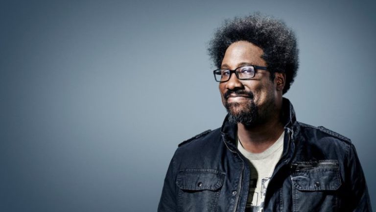 Kamau Bell Wife, Net Worth, Height, Parents, Family, Biography