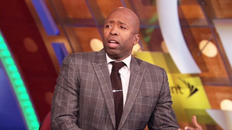 Kenny Smith Wife, Daughter, Son, Family, Net Worth, Height, Measurements