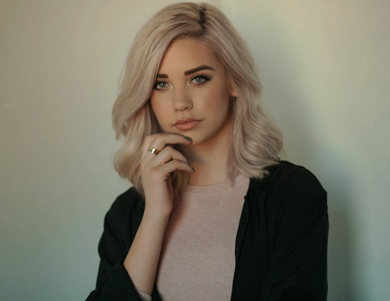 Amanda Steele Biography, Age, Height, Net Worth, Boyfriend and Other Facts