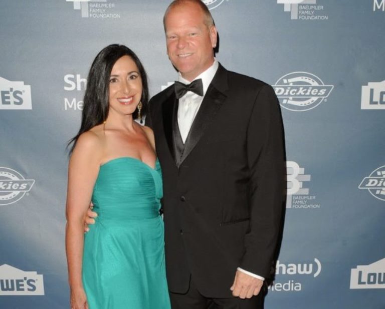 Is Mike Holmes Married? Who Is His Wife, Daughter, Family