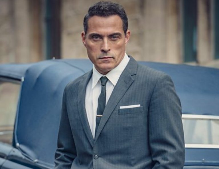 Who is Rufus Sewell? His Wife, Son, Daughter, Girlfriend, Height