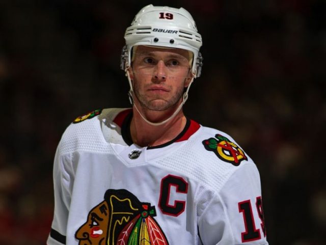 Jonathan Toews Wife, Girlfriend (Lindsey Vecchione), Brother, Height