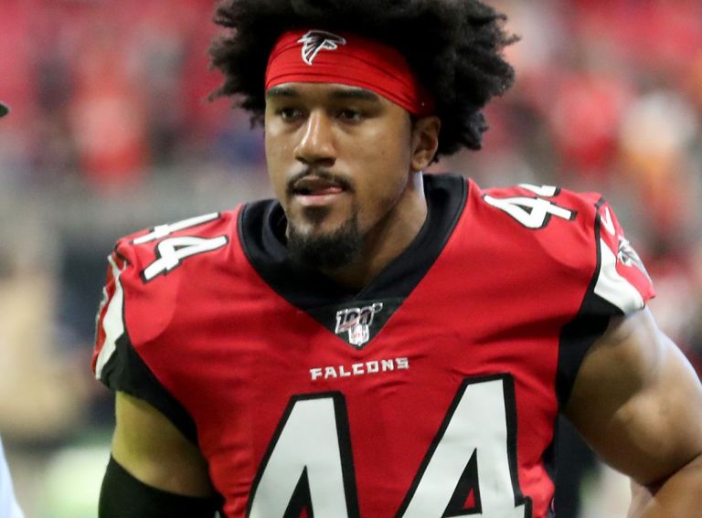 Vic Beasley Height, Weight, Body Stats, Family, NFL Career