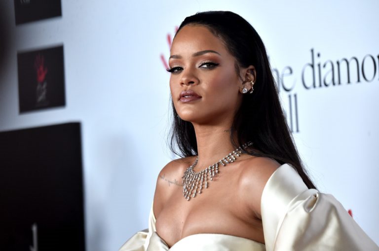 Rihanna Height Weight Measurements And Weight Gain